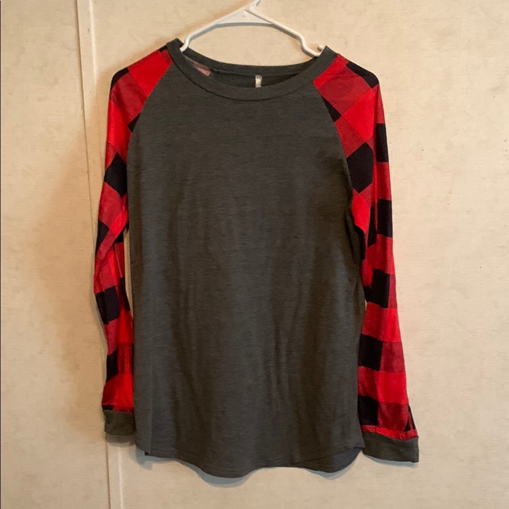 Gray and Red Plaid Long Sleeve Tee